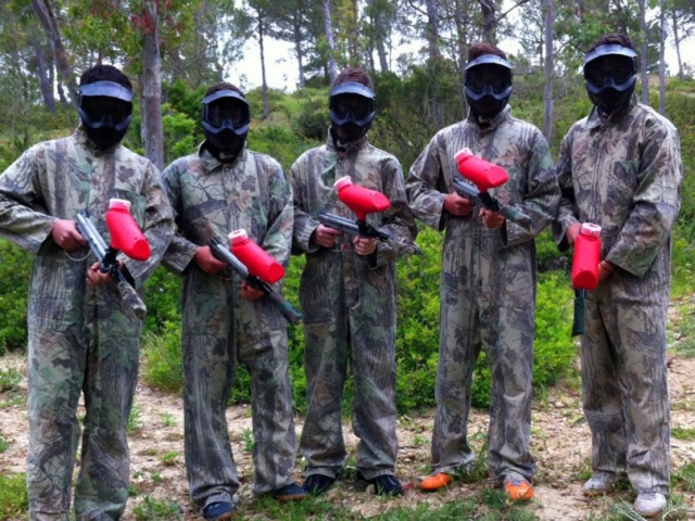  Team B 